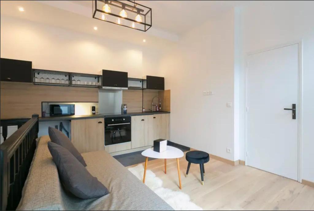 Confortable Appartement 3 Pieces Flatters ปารีส ภายนอก รูปภาพ